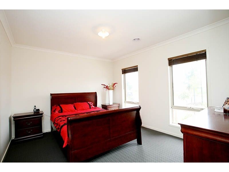 9 Unmack Road, Epping VIC 3076