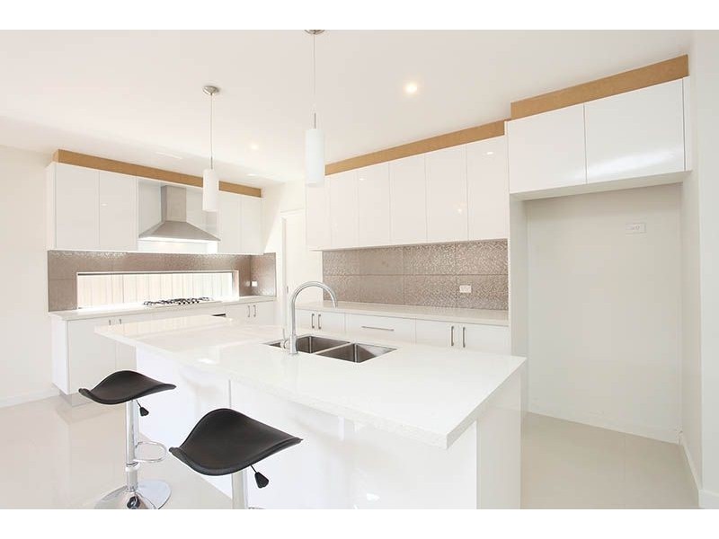 12 Potter Street, Epping VIC 3076