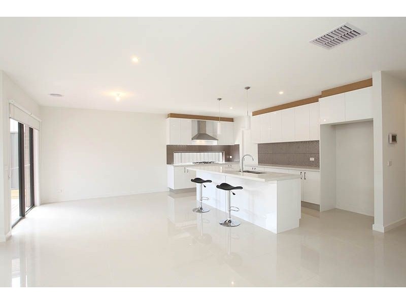 12 Potter Street, Epping VIC 3076