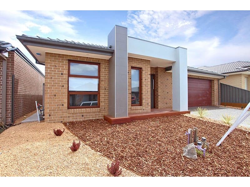 12 Potter Street, Epping VIC 3076