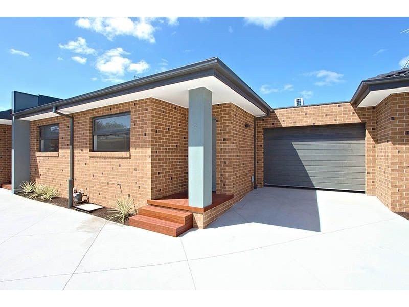 2/16 Maxwell Street, Lalor VIC 3075