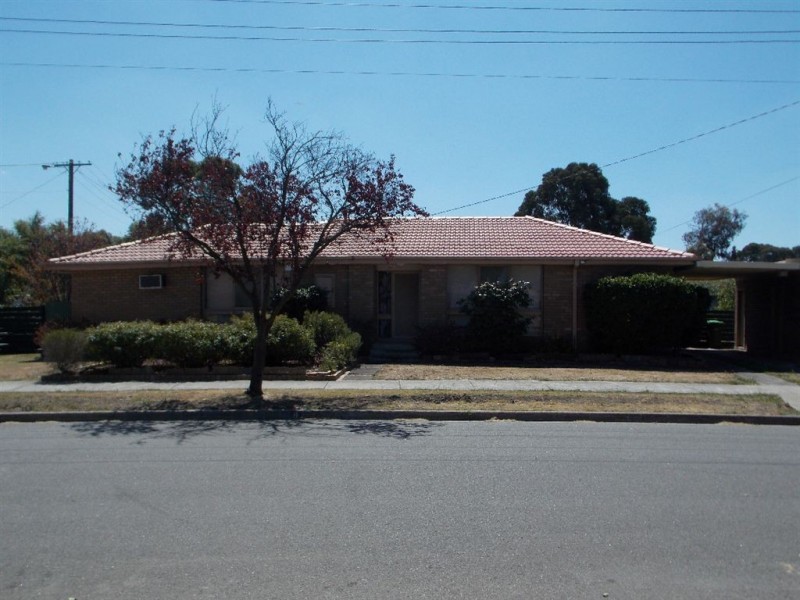 8 Eva Place, Epping VIC 3076