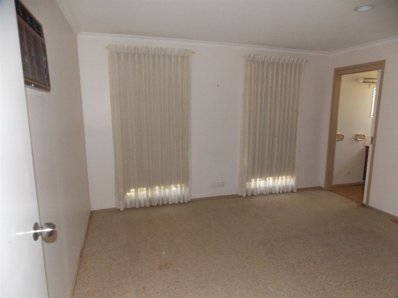 8 Eva Place, Epping VIC 3076