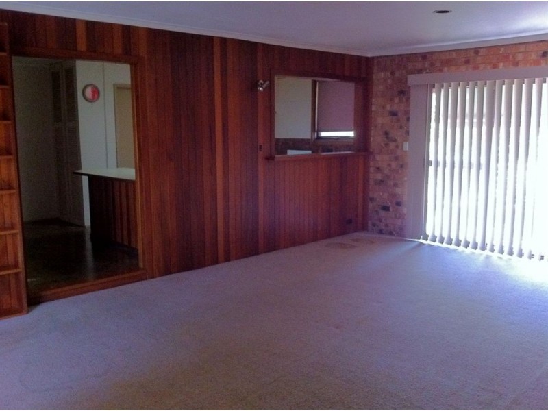 8 Eva Place, Epping VIC 3076