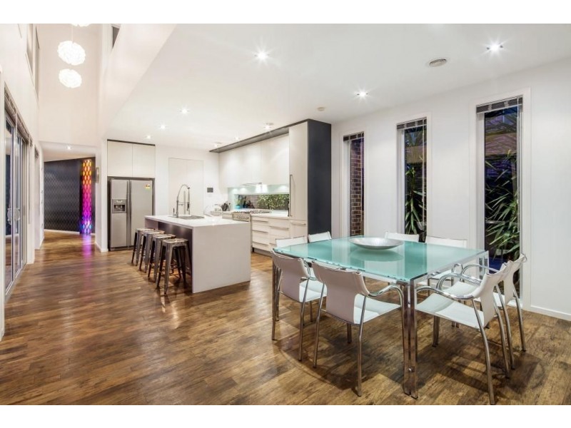 18 Hayston Boulevard, Epping VIC 3076