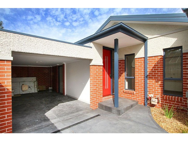 4/105 Rathcown Road, Reservoir VIC 3073