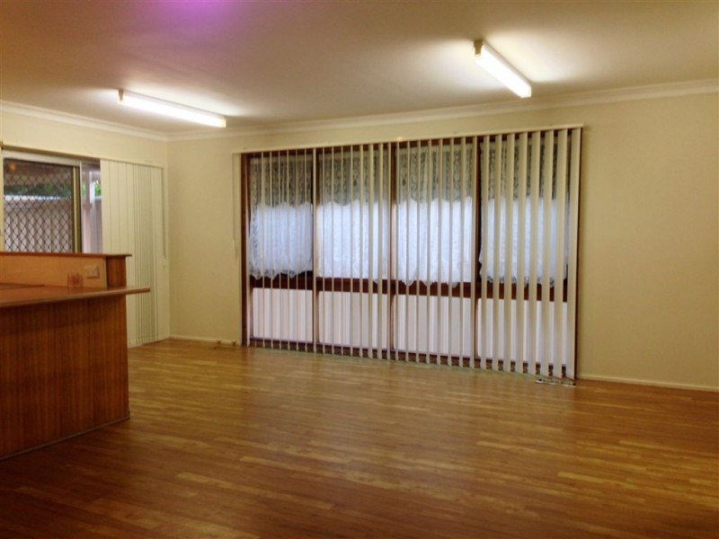 14 Elmhurst Road, Gladstone Park VIC 3043