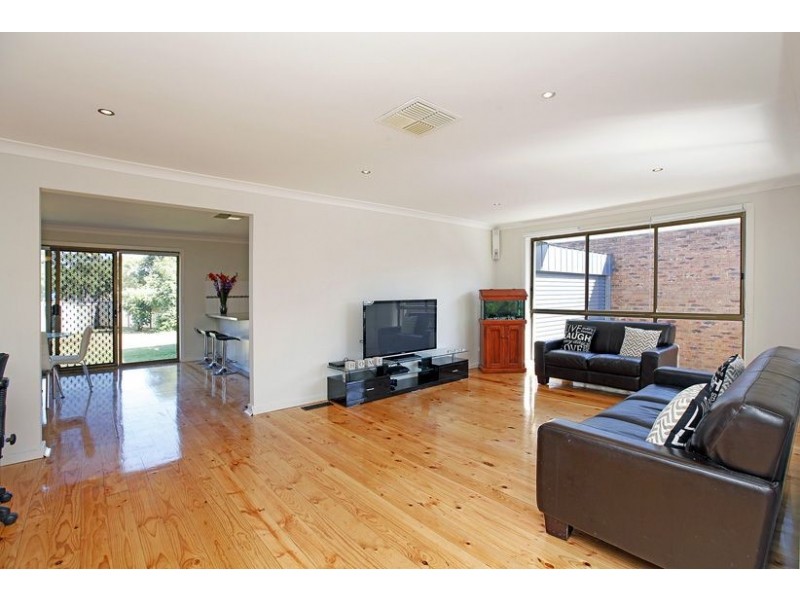 7 Kinlora Avenue, Epping VIC 3076
