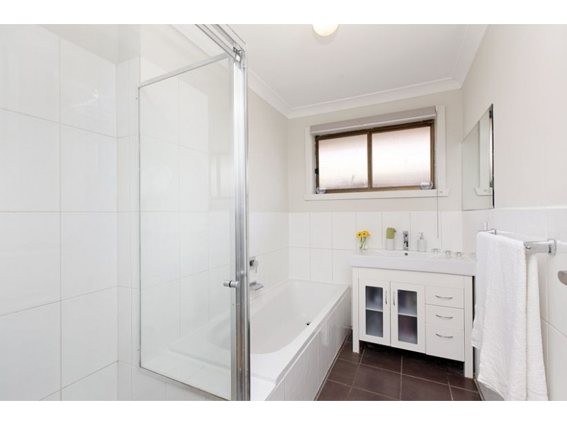 7 Kinlora Avenue, Epping VIC 3076