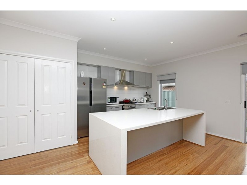 36 Mareborne Street, Epping VIC 3076