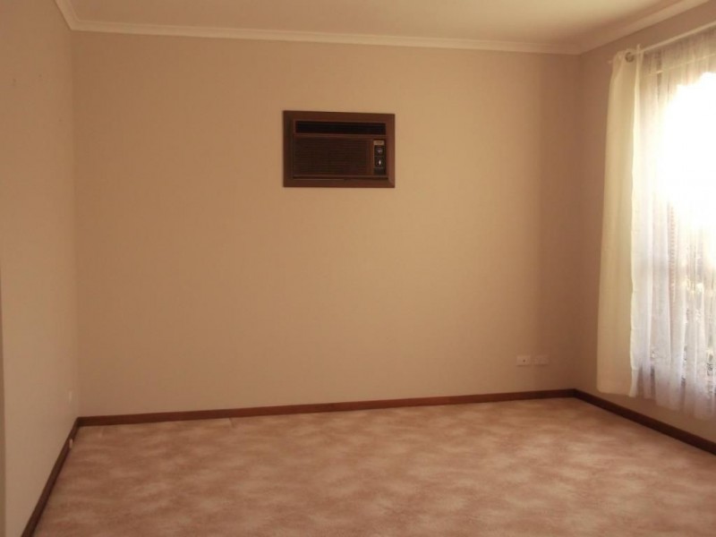 1/73 Purinuan Road, Reservoir VIC 3073