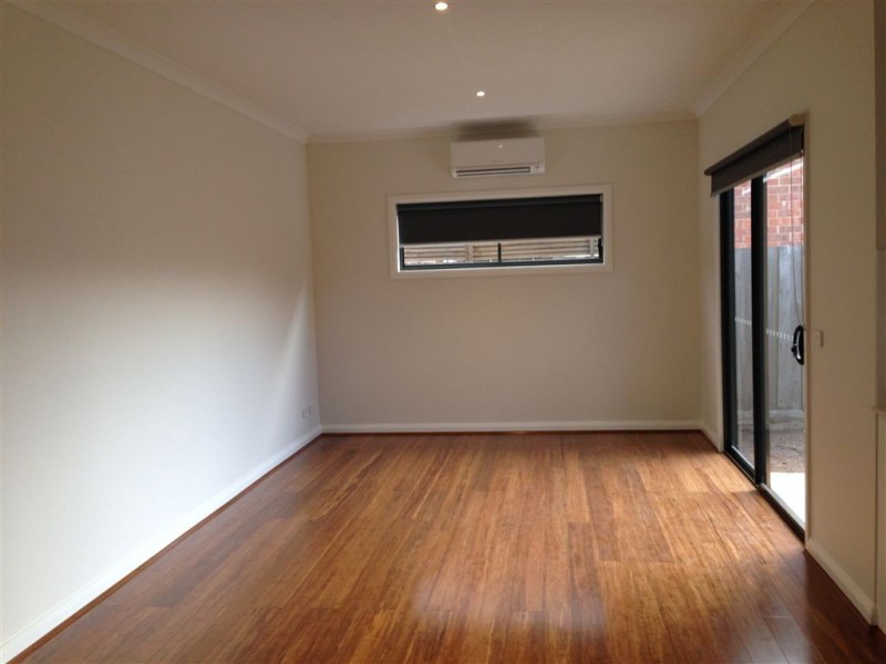 4/89 Howard Street, Reservoir VIC 3073