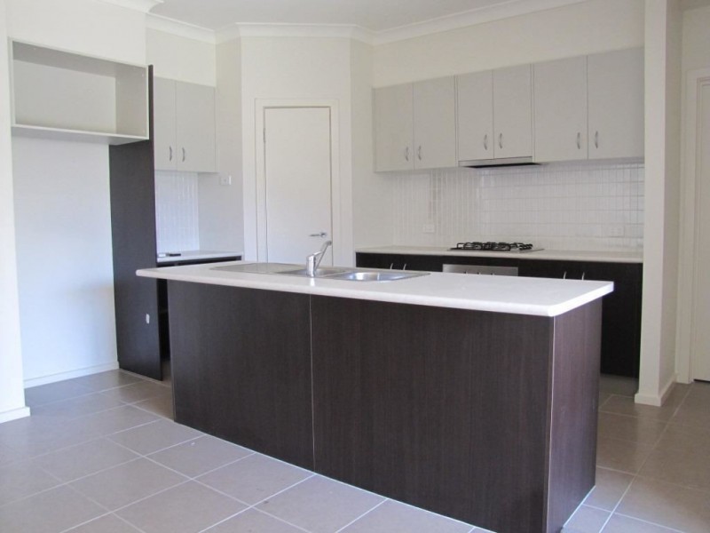 17 Raven Walk, Epping VIC 3076
