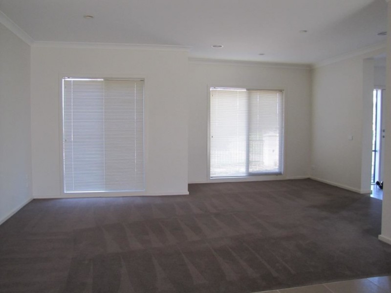 17 Raven Walk, Epping VIC 3076