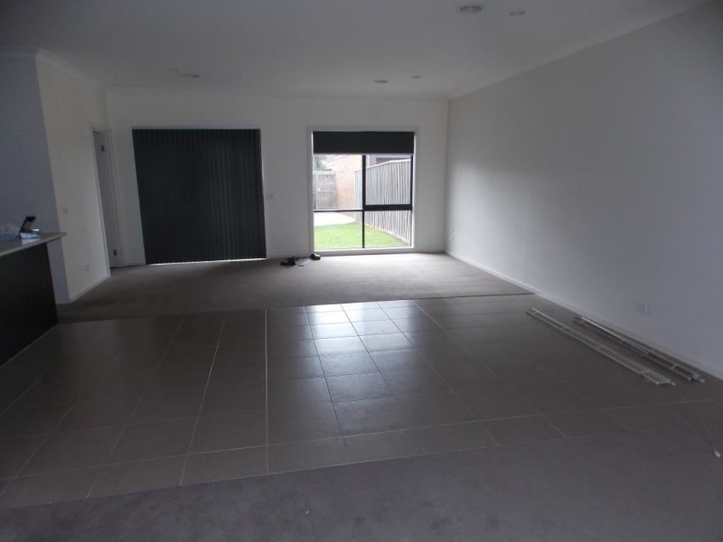17 Raven Walk, Epping VIC 3076