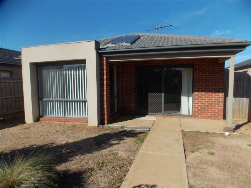 266 The Lakes Boulevard, South Morang VIC 3752