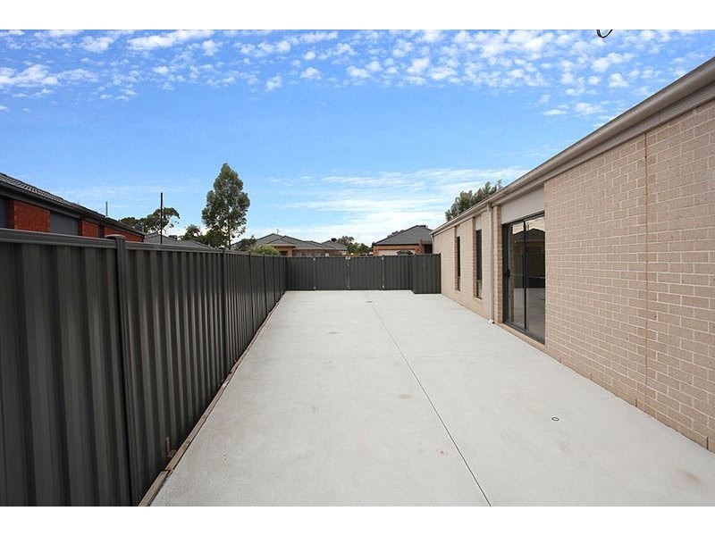 5 Pluto Grove, Mernda VIC 3754