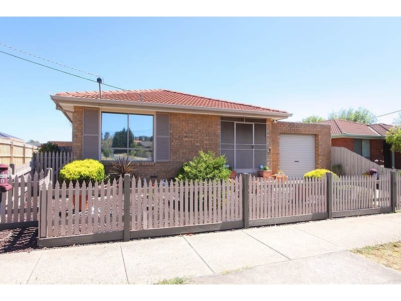 1/349 Findon Road, Epping VIC 3076