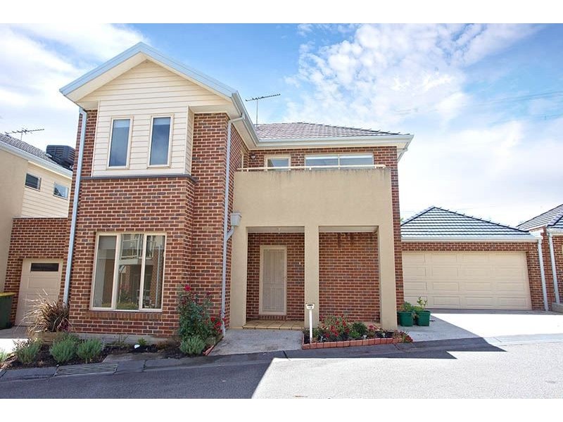 10/5 Delacombe Drive, Mill Park VIC 3082