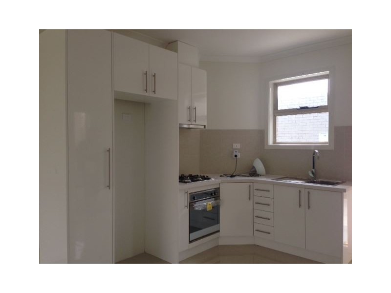 4/3 Poplar Street, Thomastown VIC 3074