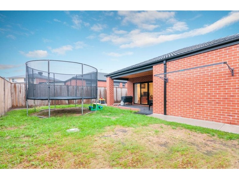 11 Pavilion Boulevard, Wollert VIC 3750