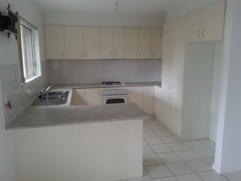 3/9-11 Oak Street, Whittlesea VIC 3757