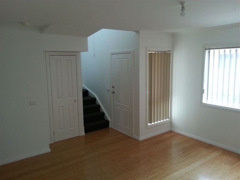 3/9-11 Oak Street, Whittlesea VIC 3757