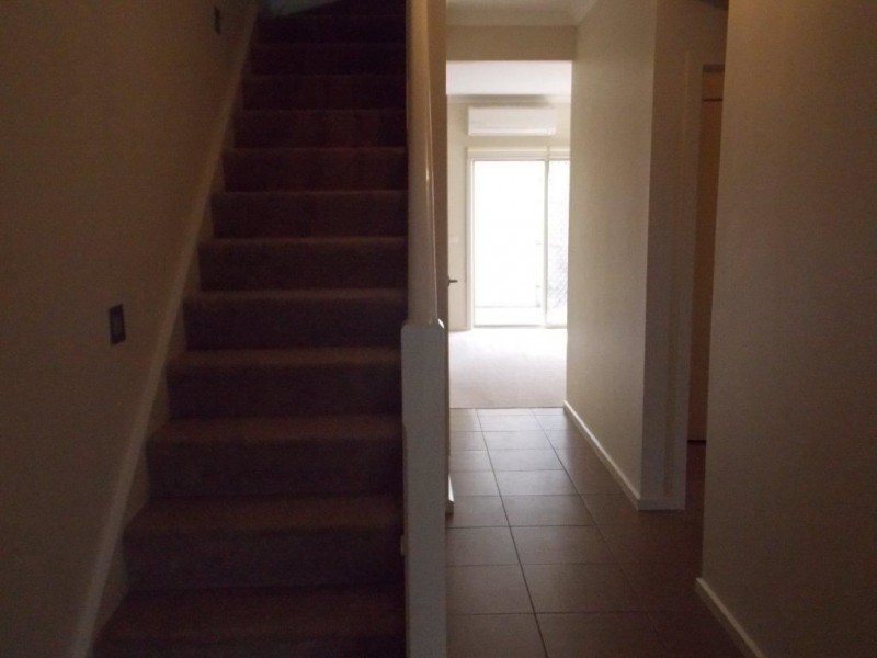 A/27 Glenorchy Way, South Morang VIC 3752