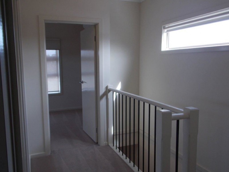 A/27 Glenorchy Way, South Morang VIC 3752