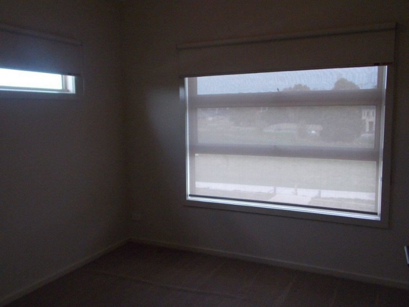 A/27 Glenorchy Way, South Morang VIC 3752