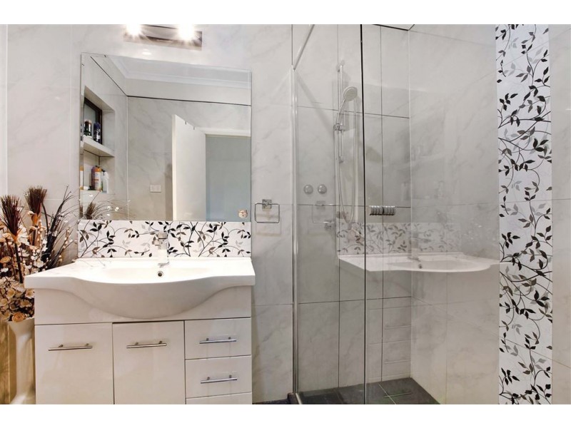 75 Alexander Avenue, Thomastown VIC 3074