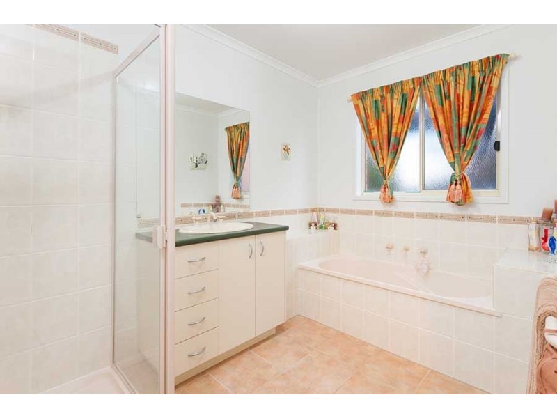 3 Mistletoe Court, Epping VIC 3076