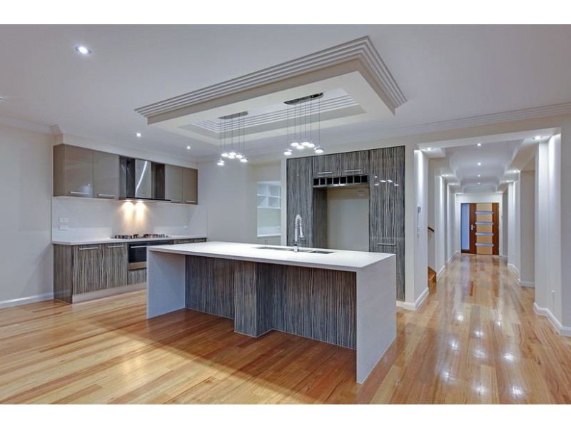 9 Pine Park Drive, Epping VIC 3076