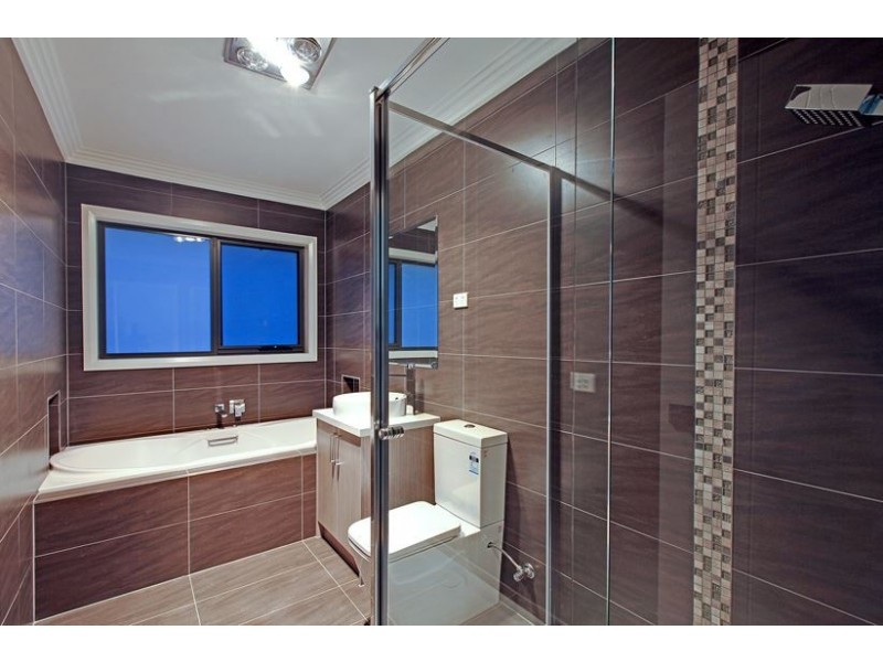 9 Pine Park Drive, Epping VIC 3076