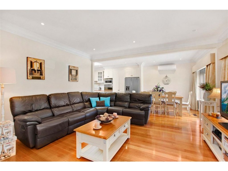 5 Nutwood Street, Reservoir VIC 3073
