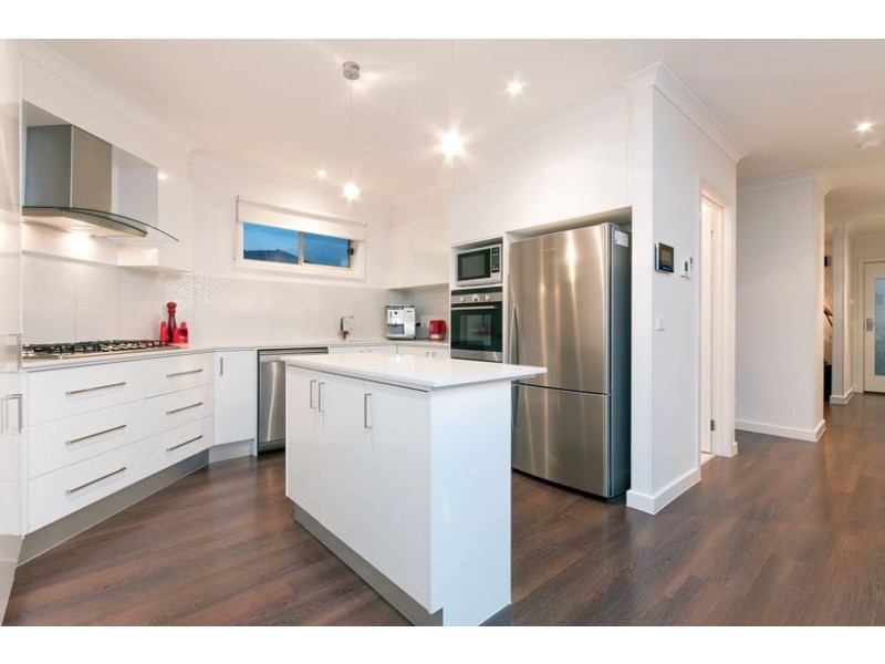 5 Garth Place, Epping VIC 3076