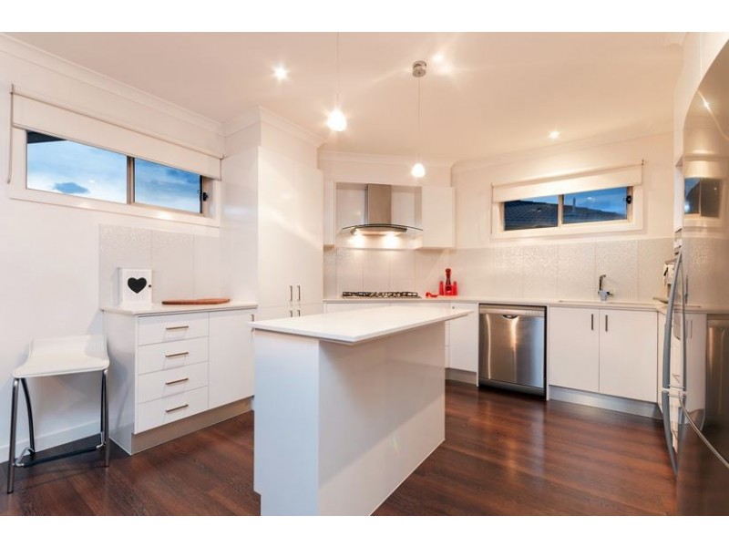 5 Garth Place, Epping VIC 3076