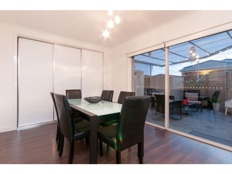 5 Garth Place, Epping VIC 3076