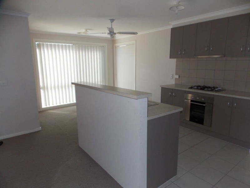 266 The Lakes Boulevard, South Morang VIC 3752