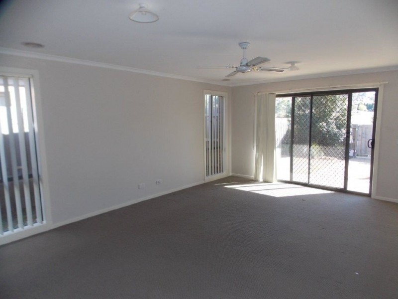 266 The Lakes Boulevard, South Morang VIC 3752