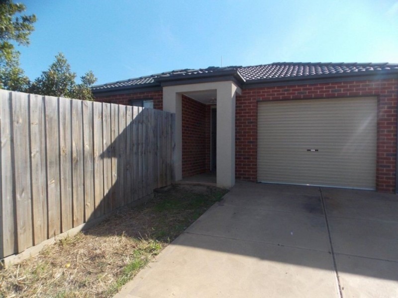 266 The Lakes Boulevard, South Morang VIC 3752