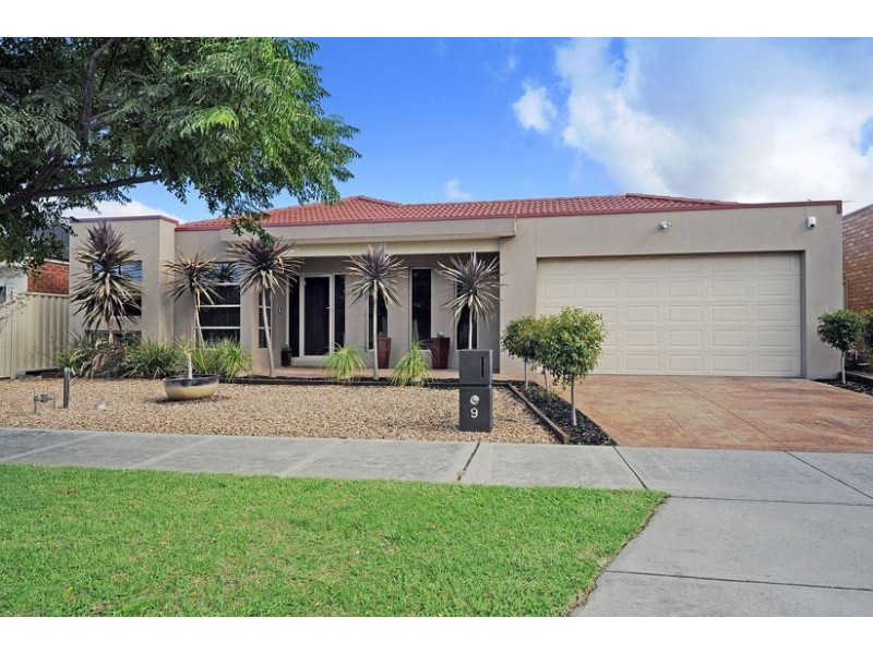 9 Gatestone Road, Epping VIC 3076