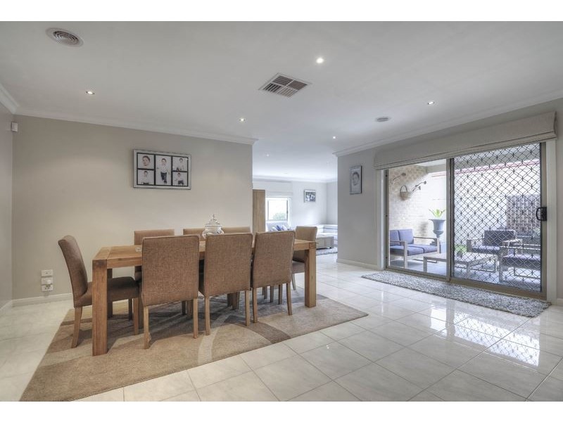 9 Gatestone Road, Epping VIC 3076