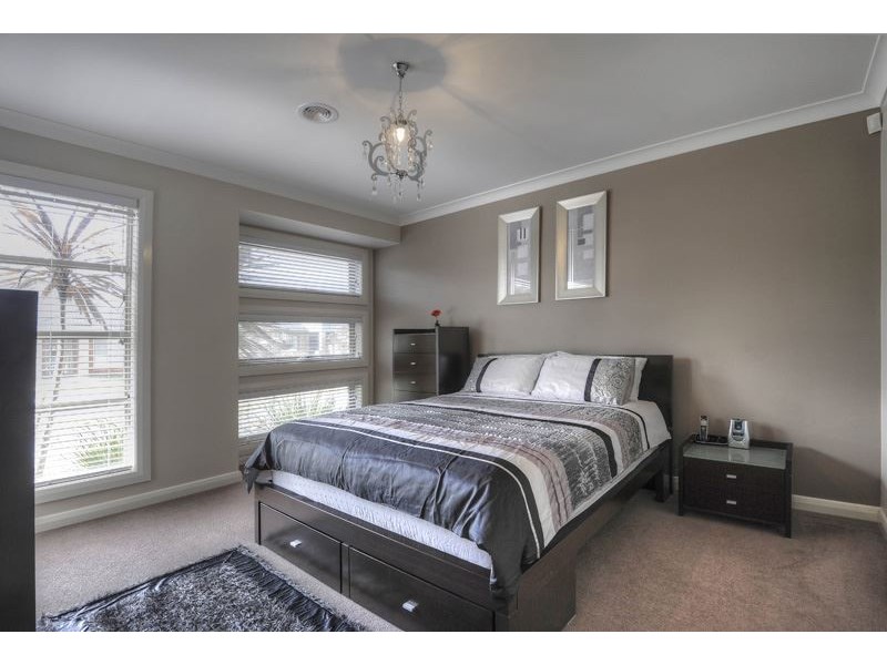 9 Gatestone Road, Epping VIC 3076