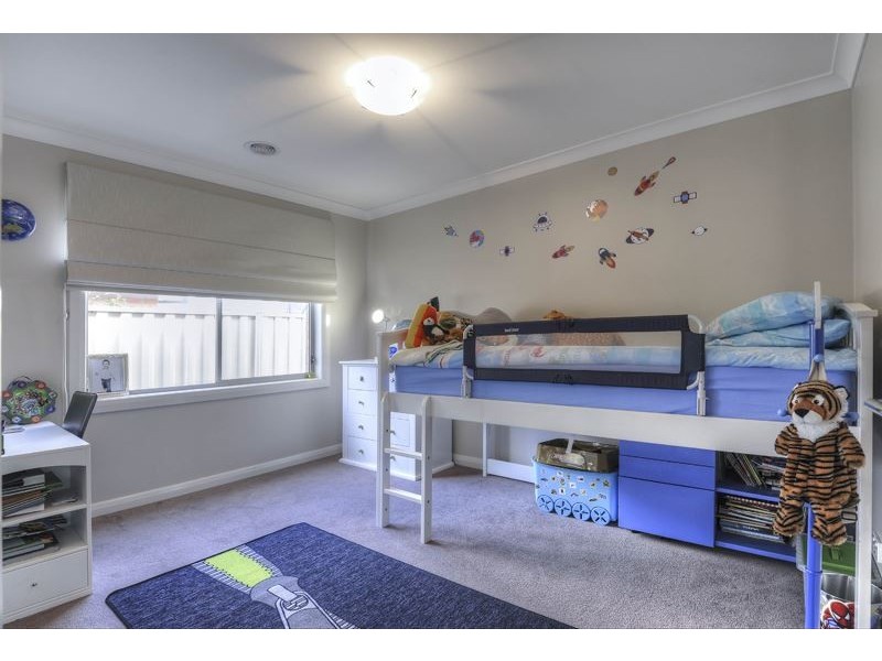 9 Gatestone Road, Epping VIC 3076