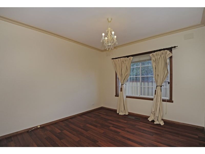 10 Tatlow Drive, Epping VIC 3076