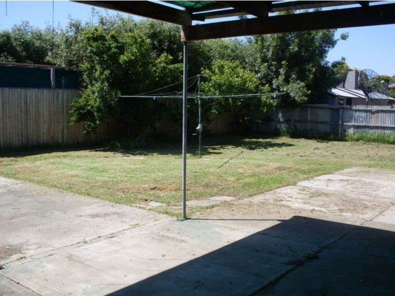 13 Maxwell Street, Lalor VIC 3075