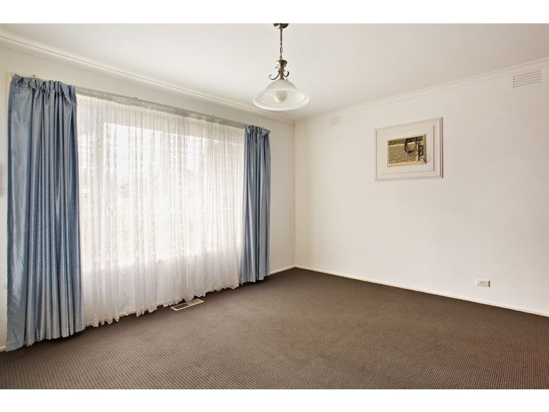 164 Casey Drive, Lalor VIC 3075