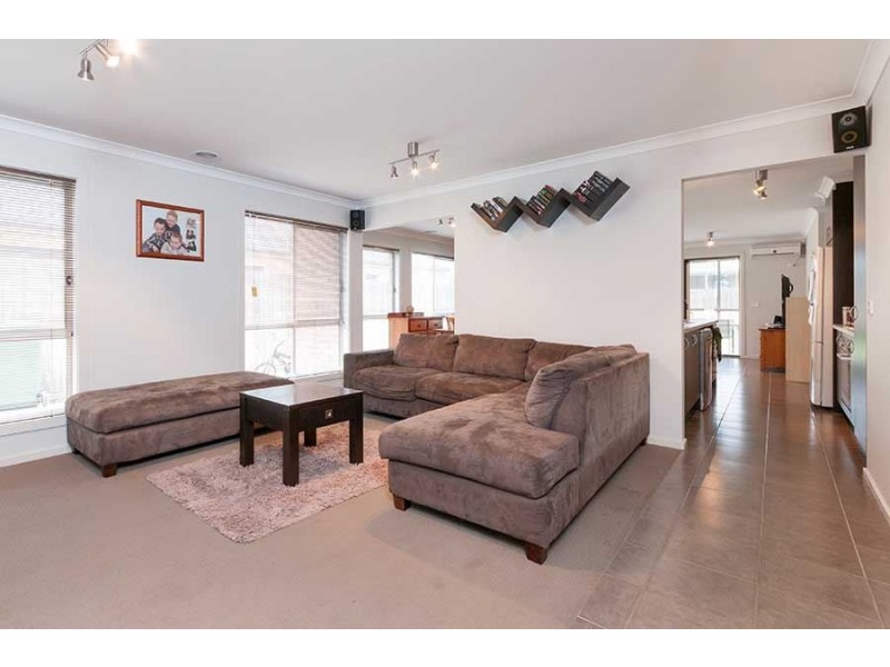 24 Ovens Circuit, Whittlesea VIC 3757