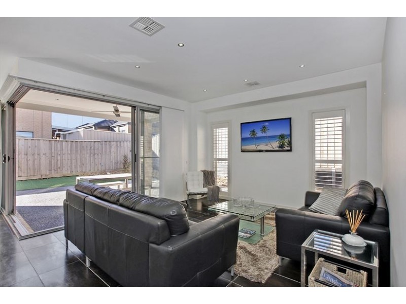 12 Knightsbridge Drive, Epping VIC 3076